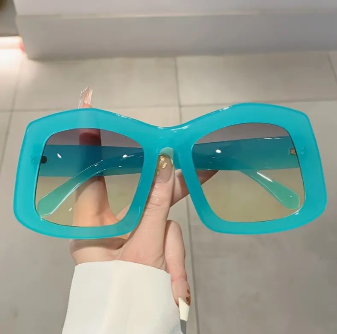 Shayla (tortoise) iGlowe Fashion Eye Wear