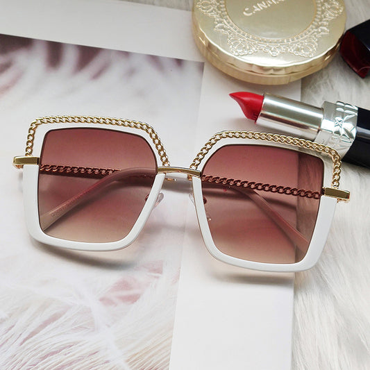 White and Gold Twist Sunglasses iglowe